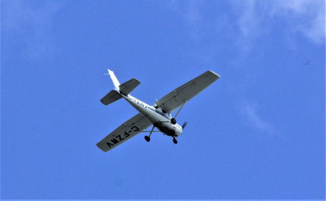 Cessna 152 (C-FZWV) - C-FZWV CESSNA 152 CARGAIR LTEE survolant la ville de Lavaltrie QC. le 13-07-2022 à 12:55