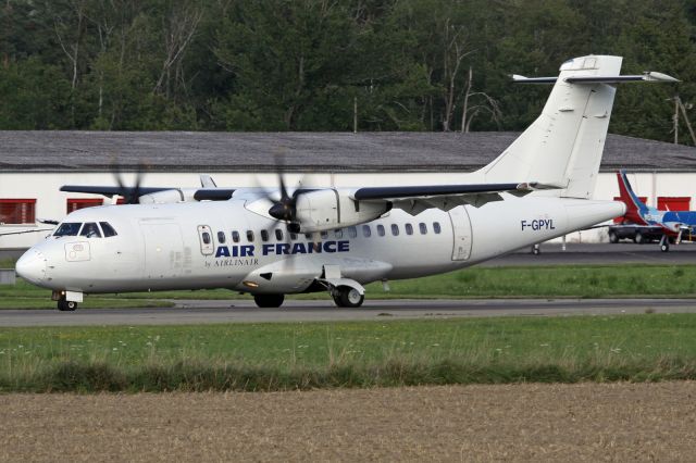 ALENIA Surveyor (ATR-42-500) (F-GPYL)