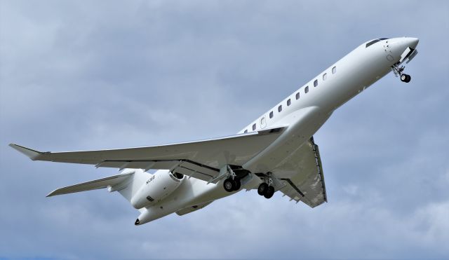 BOMBARDIER BD-700 Global 7500 (N1089)