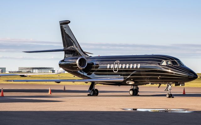 Dassault Falcon 2000 (N899BC)