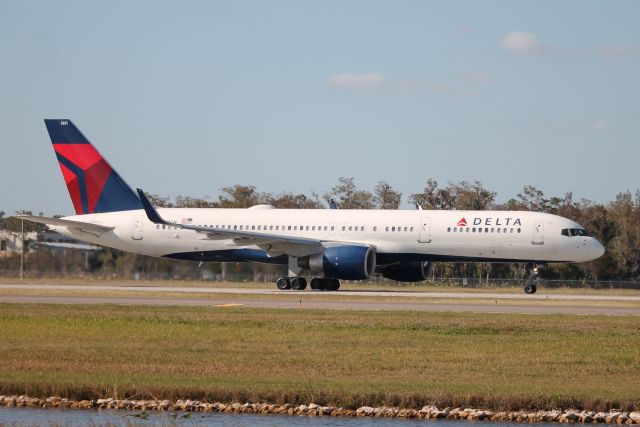 Boeing 757-200 (N551NW) - DAL1153 RSW-ATL 12/4/24 