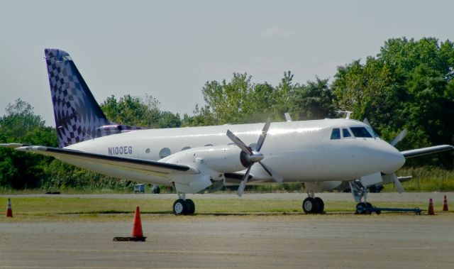 N100EG — - On the ramp. Noted that the Reg # might be inaccurate, a Falcon 50 also holds N100EG.