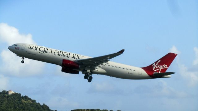 Airbus A330-300 (G-VRAY)