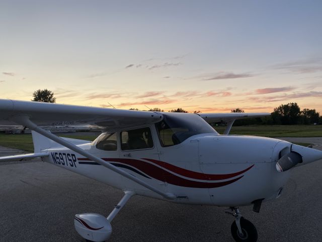 Cessna Skyhawk (N597SP)