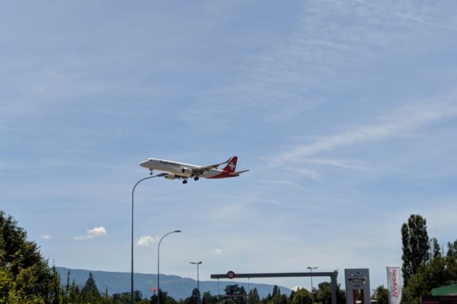 Embraer ERJ-190 (HB-JVS)