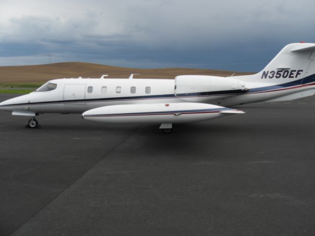 Learjet 35 (N350EF)