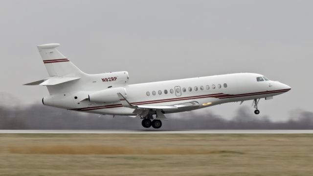 Dassault Falcon 7X (N82RP)