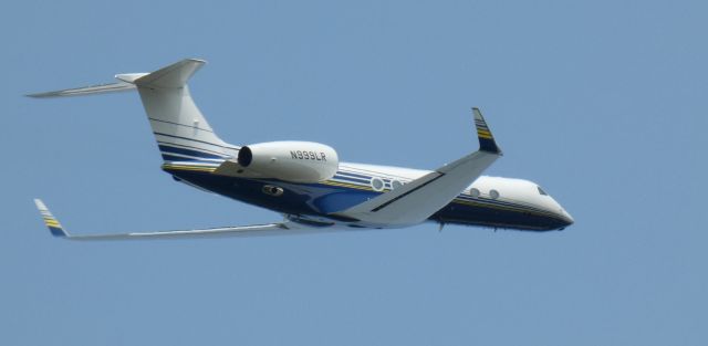 Gulfstream Aerospace Gulfstream V (N999LR) - Shortly after departure is this 2014 Gulfstream GV-SP (G550) in the Spring of 2023.