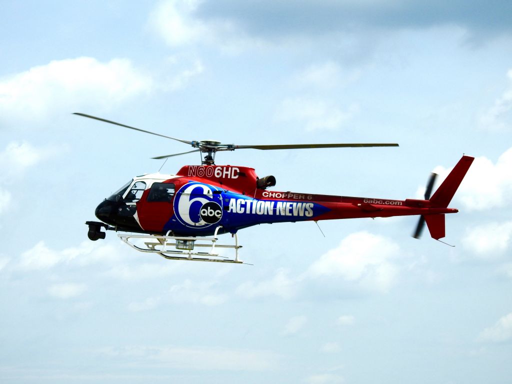 Eurocopter AS-350 AStar (N606HD)