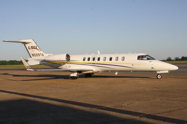 Learjet 45 (N599TA)