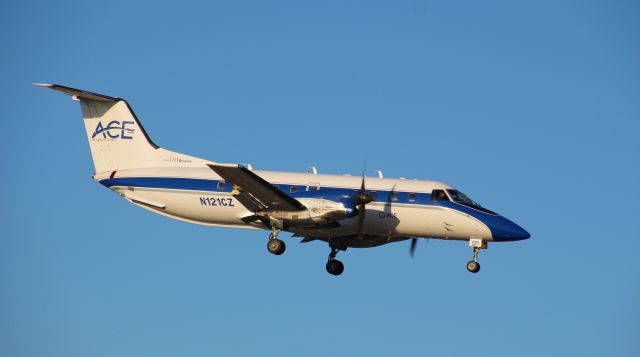 Embraer EMB-120 Brasilia (N121CZ)