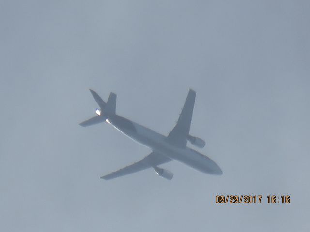 Airbus A300F4-600 (N669FE)