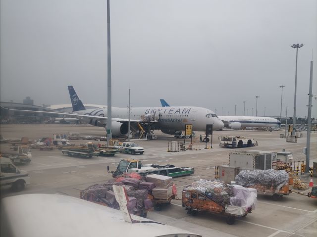 Airbus A350-900 (VN-A897)