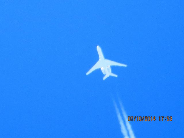 Bombardier Global Express (N143QS) - Over Baxter Springs KS (78KS) at 42k feet.