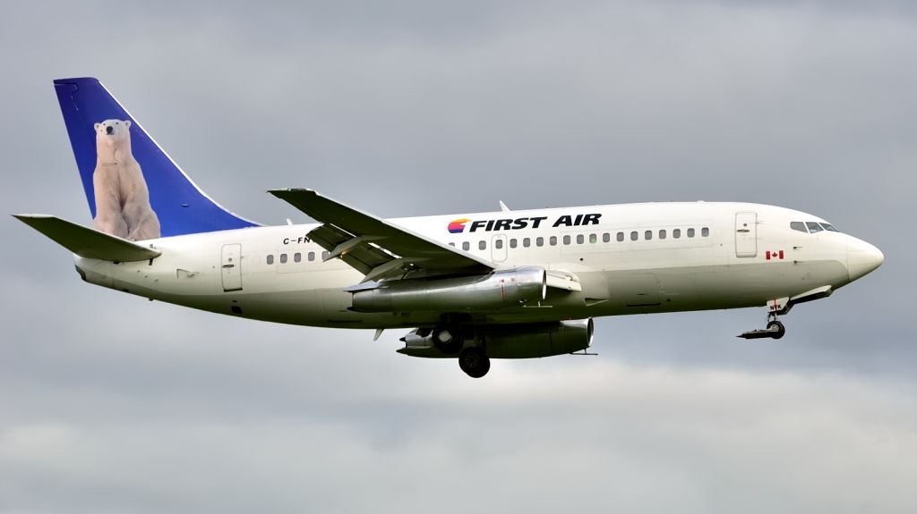 Boeing 737-200 (C-FNVK)