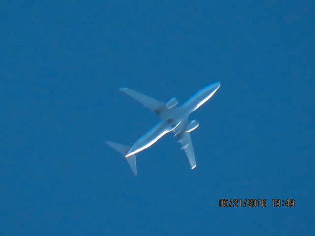 Boeing 737-800 (N934NN)
