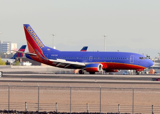 BOEING 737-300 (N387SW)