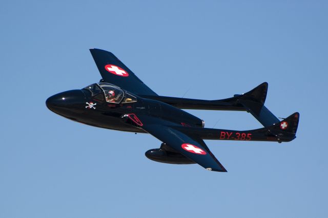 RY385 — - Spotted at the 2018 Los Angeles County Airshow.