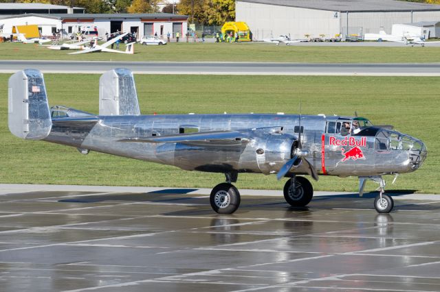 North American TB-25 Mitchell (N6123C) - Flughafenfest 2015