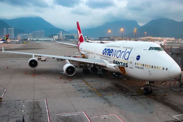 Boeing 747-400 (VH-OEF)