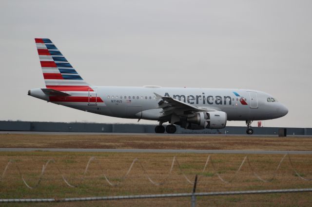 Airbus A319 (N714US)