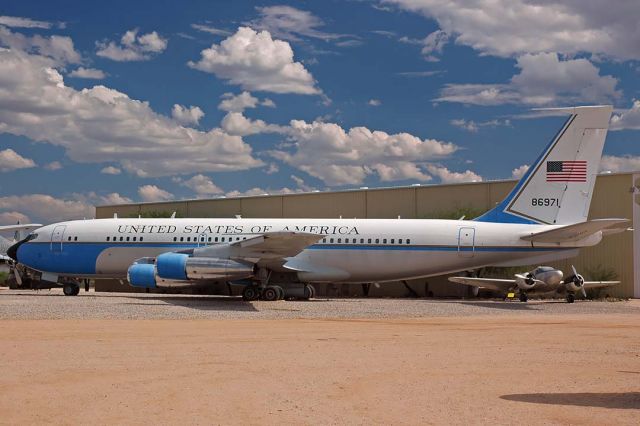 Boeing 707-100 (58-6971) - VC-137B 58-6971 at the Pima Air Museum on Setpember 26, 2005. Its Boeing construction number is 17926. It first flew on May 12, 1959 and was delivered to the Air Force as a VC-137A on May 31, 1959. It has carried President Eisenhower and President Kennedy. It was redesignated VC-137B when it was refitted with JT3D turbofan jet engines in April 1963. It was retired to Davis-Monthan Air Force Base on October 8, 1998. It has been displayed at the Pima Air Museum since October 1999.