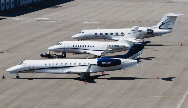 Embraer ERJ-135 (N894JW)