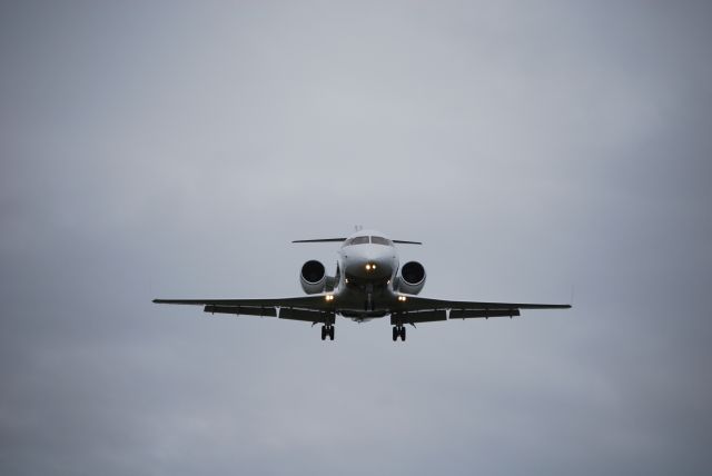 Canadair Challenger (N1DH)