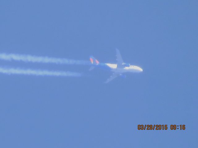 Airbus A319 (N310NV) - Allegiant Air flight 140 from AZA to CVG over Southeastern Kansas at 35,000 feet.