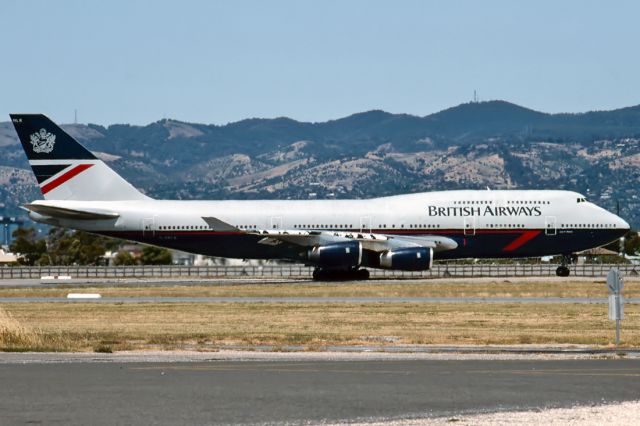 Boeing 747-400 (G-BNLS) - BRITISH AIRWAYS - BOEING 747-436 - REG : G-BNLS (CN 24629/841) - ADELAIDE INTERNATIONAL AIRPORT SA. AUSTRALIA - YPAD (1/12/1992)