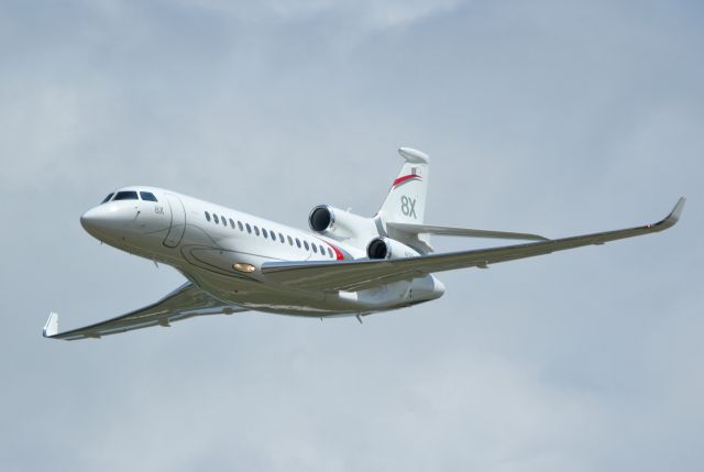 Dassault Falcon 8X (N8X)