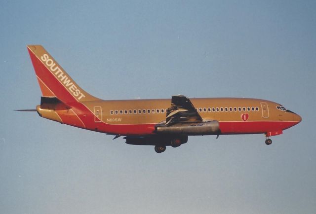 Boeing 737-200 (N80SW)