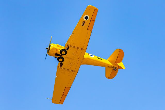North American T-6 Texan (001)