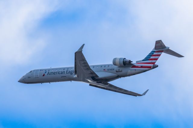 Canadair Regional Jet CRJ-700 (N748SK) - A Southwest Airlines 737-700 taking off from PHX on 2/13/23, the busiest day in PHX history, during the Super Bowl rush. Taken with a Canon R7 and Canon EF 100-400 II L lens.