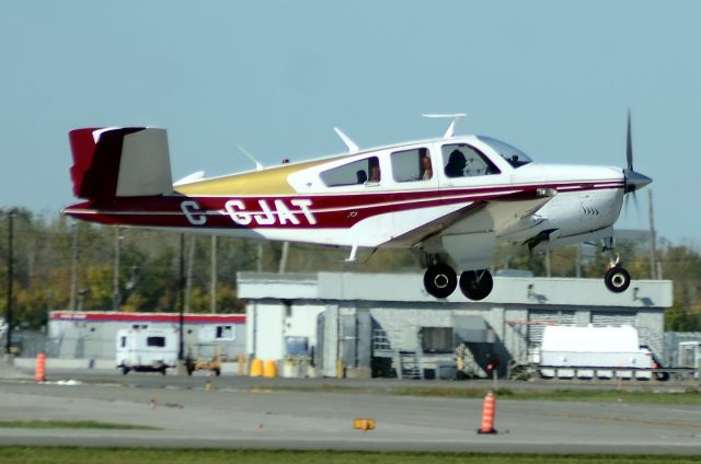 Beechcraft Sundowner (C-GJAT)