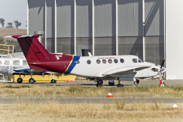 Beechcraft Super King Air 200 (VH-OYD) - Pearl Aviation Australia (VH-OYD) Beech B200 King Air at Wagga Wagga Airport.