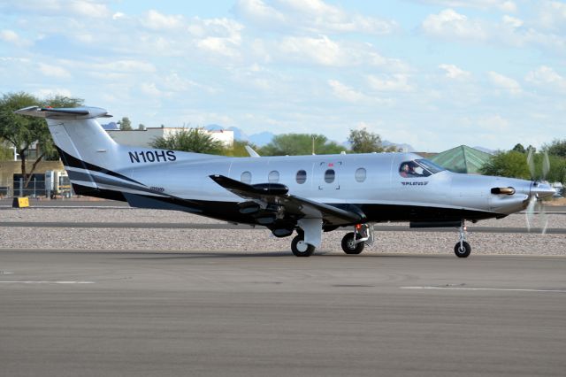 Pilatus PC-12 (N10HS)