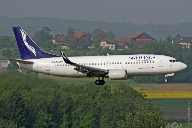 BOEING 737-300 (Z3-AAJ)