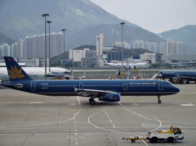 — — - Vietnam AirLines