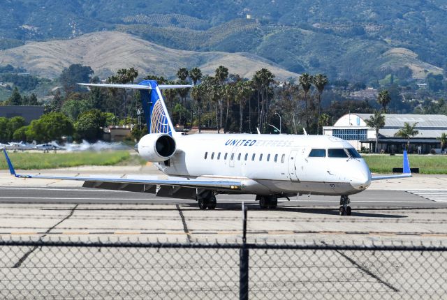 Canadair Regional Jet CRJ-200 (N917SW) - SkyWest CRJ-200 vacating runway 07 at KSBA after a short flight from KLAX.