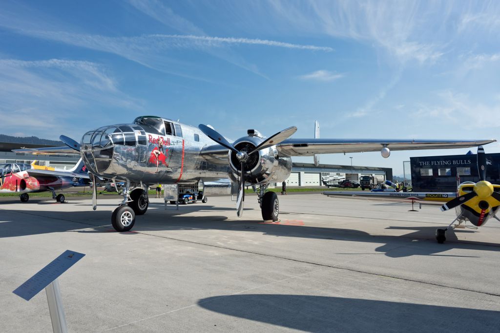 North American TB-25 Mitchell (N6123C)