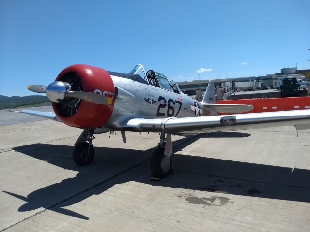 North American T-6 Texan (N6253C) - The AMERICAN AIRPOWER HERITAGE FLYING MUSEUM stopped into Scranton Intl Airport bringing their T-6 Texan for tours and flights. 