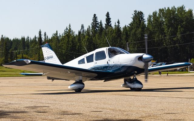 Piper Cherokee (C-GWAH)