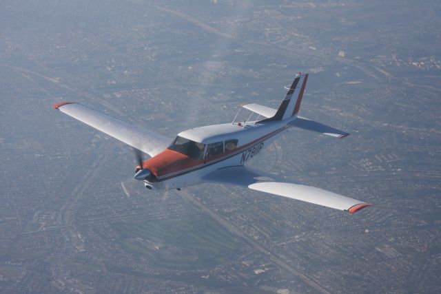 Piper PA-24 Comanche (N7811P)