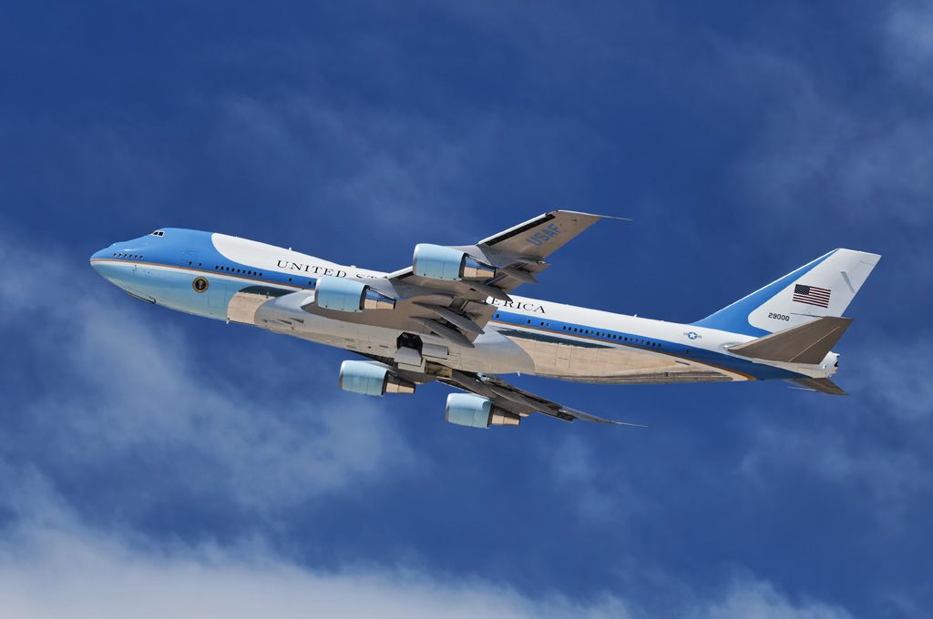 N29000 — - "Air Force One", a modified version of a Boeing 747-200B with the designation Boeing VC-25, operated by the United States Air Force and answering to the call sign "Air Force One" whenever the US president is onboard, takes to the skies after liftoff from the Los Angeles International Airport, LAX, in Westchester, Los Angeles, California, completing a short visit by President Obama to Southern California for various appointments and duties, August 2013