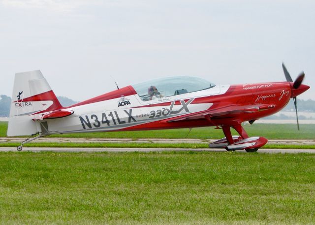 EXTRA EA-300 (N341LX) - AirVenture 2016. Patty Wagstaff.