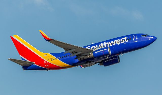 Boeing 737-700 (N751SW) - Spotted at KPHX on December 12, 2020br /40th street and University