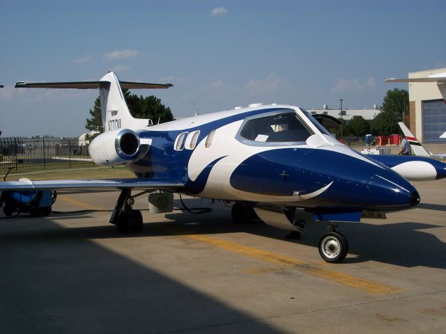 Learjet 24 (N7701L)