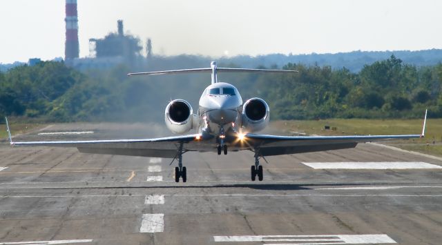 Gulfstream Aerospace Gulfstream IV (N117MS) - Dep rnwy 10