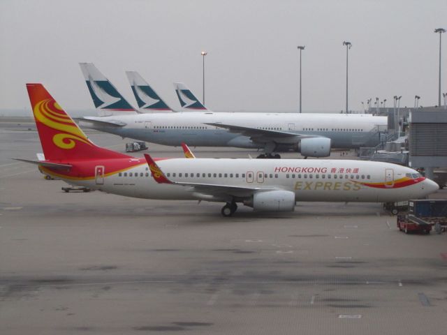 Boeing 737-800 (B-KBT)